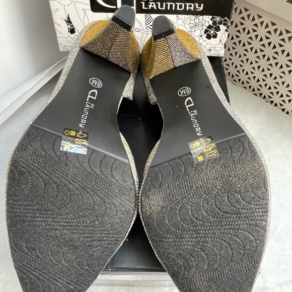 Sparkle gold & silver shoes new worn ..twice .. - Picture 4 of 5